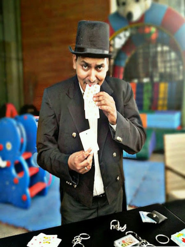 MAGICIAN JAYANT PATHAK